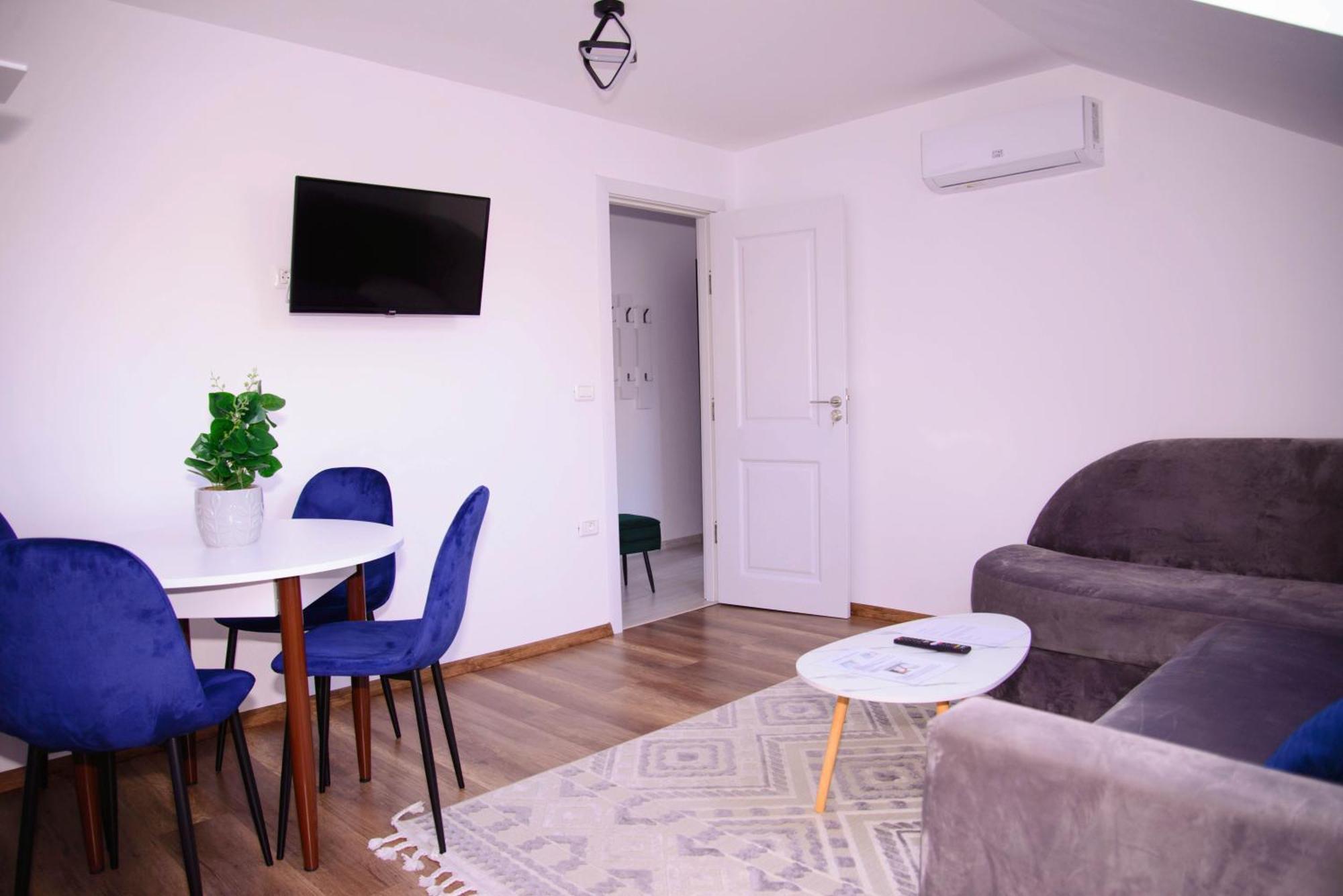 Lisia Residence #2 Пьятра-Нямц Экстерьер фото